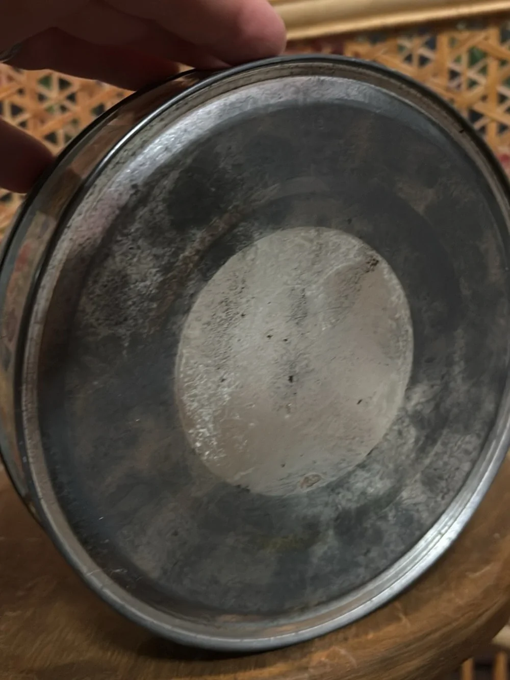 N/A attractive round